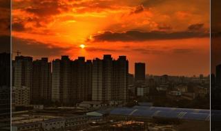 日落西山红霞飞歌词